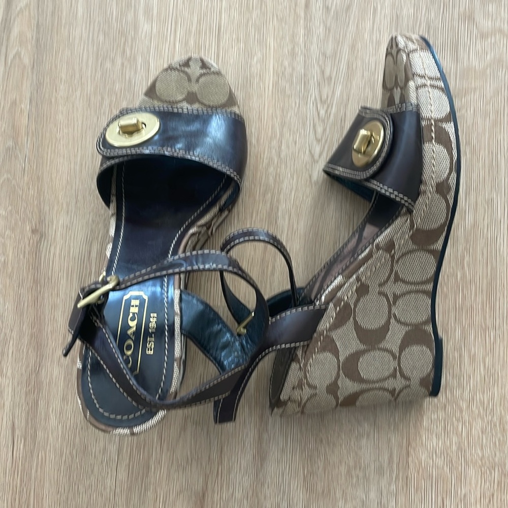 Coach brown leather platform, sandals with ankle strap size 7 1/2
